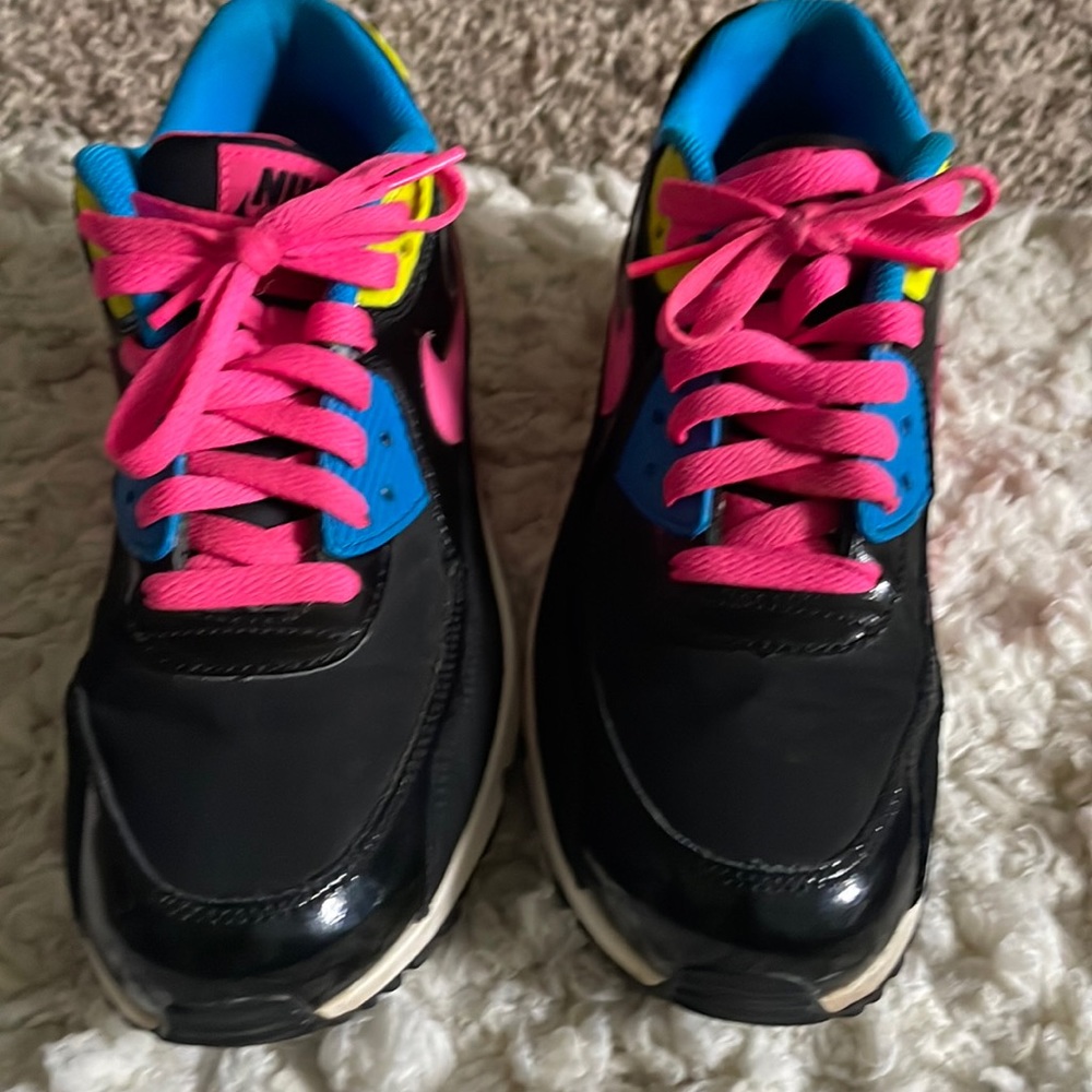 Nike Women Air Max 90 Shoes